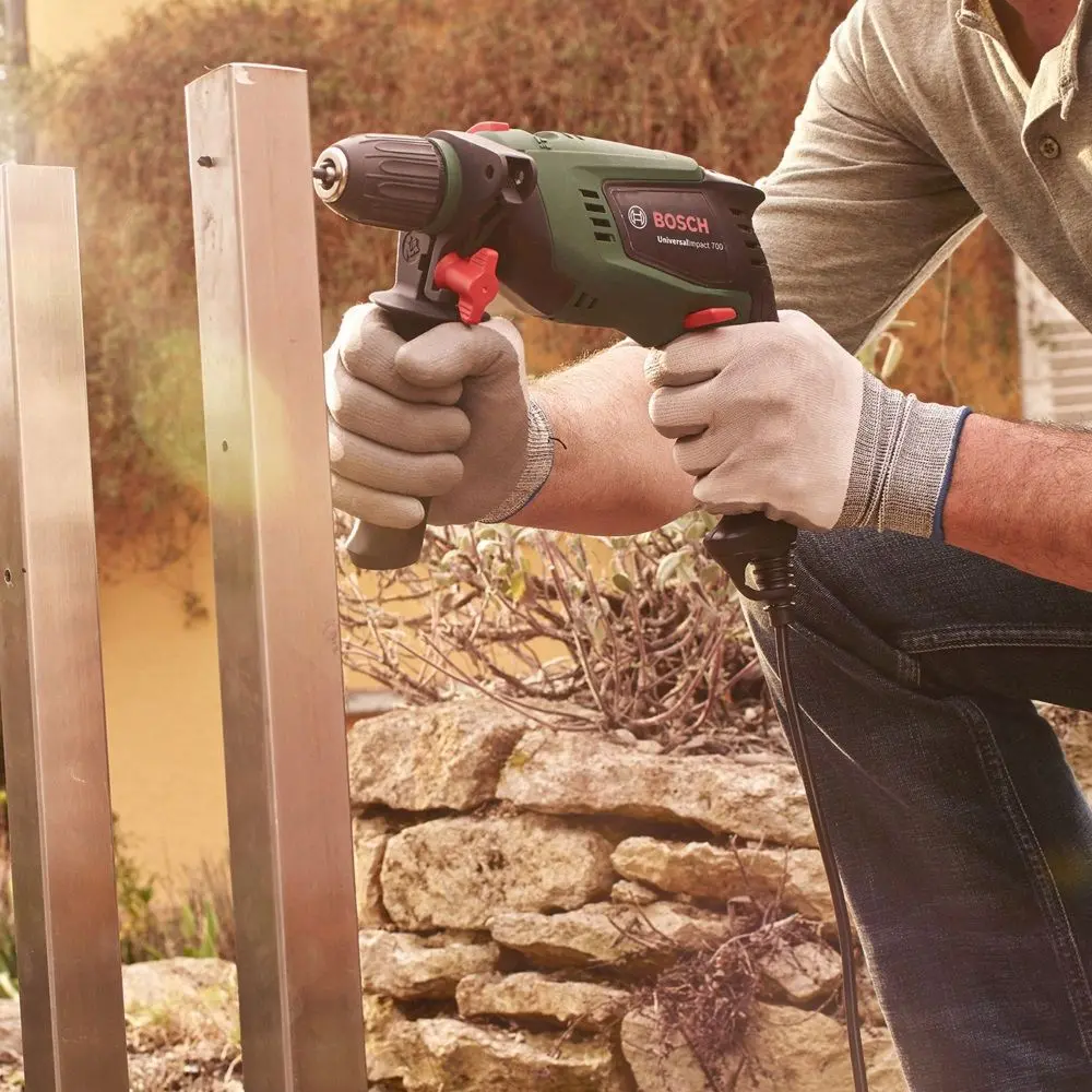 Дрель Bosch 700 (0603131020)