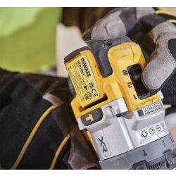 Masina de gaurit si insurubat cu acumulator Dewalt DCD1007WW1T Thumb
