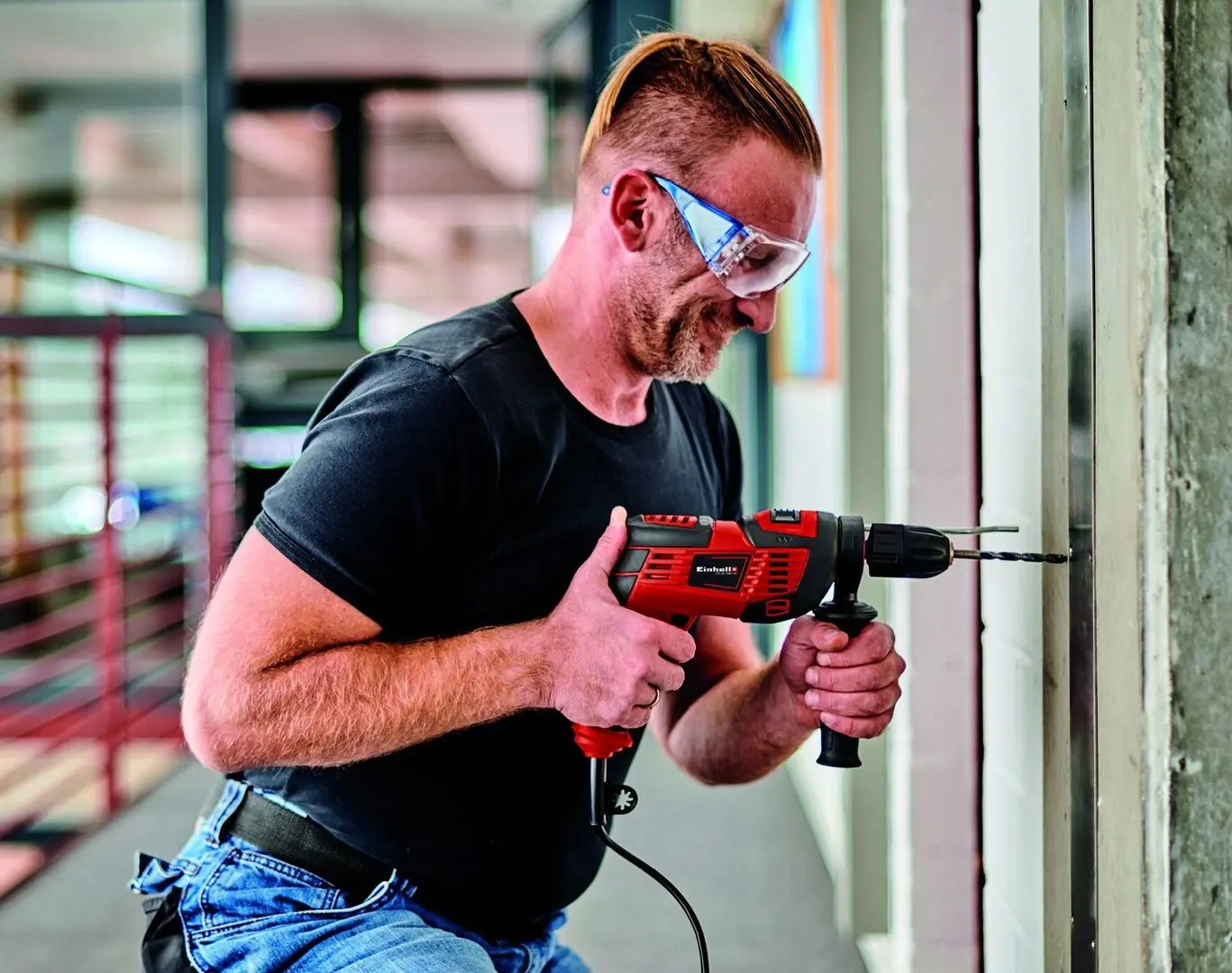 Maşină de găurit cu impact Einhell TH-ID 720/1 E KIT (Red/Black)