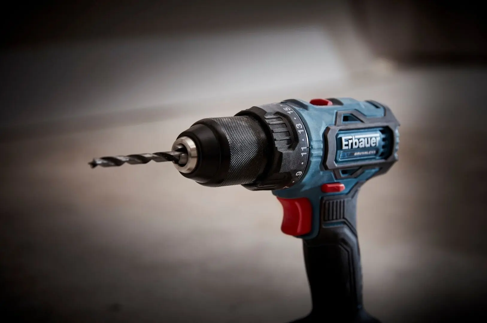 Дрель-шуруповерт аккумуляторная Erbauer 1X2AH - 2