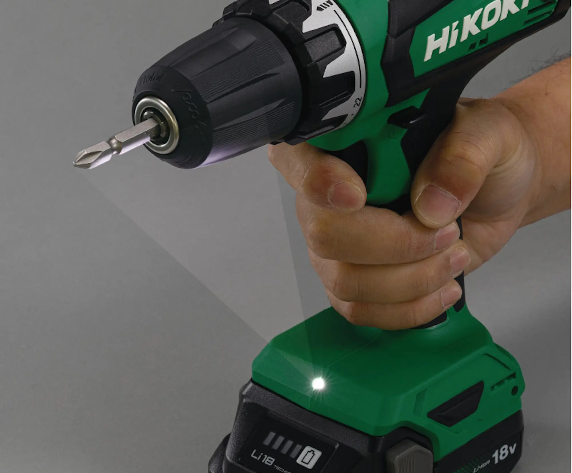 Дрель-шуруповерт аккумуляторная Hikoki DV18DFWCZ