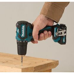 Аккумуляторная дрель-шуруповерт Makita DF332DWYE Thumb