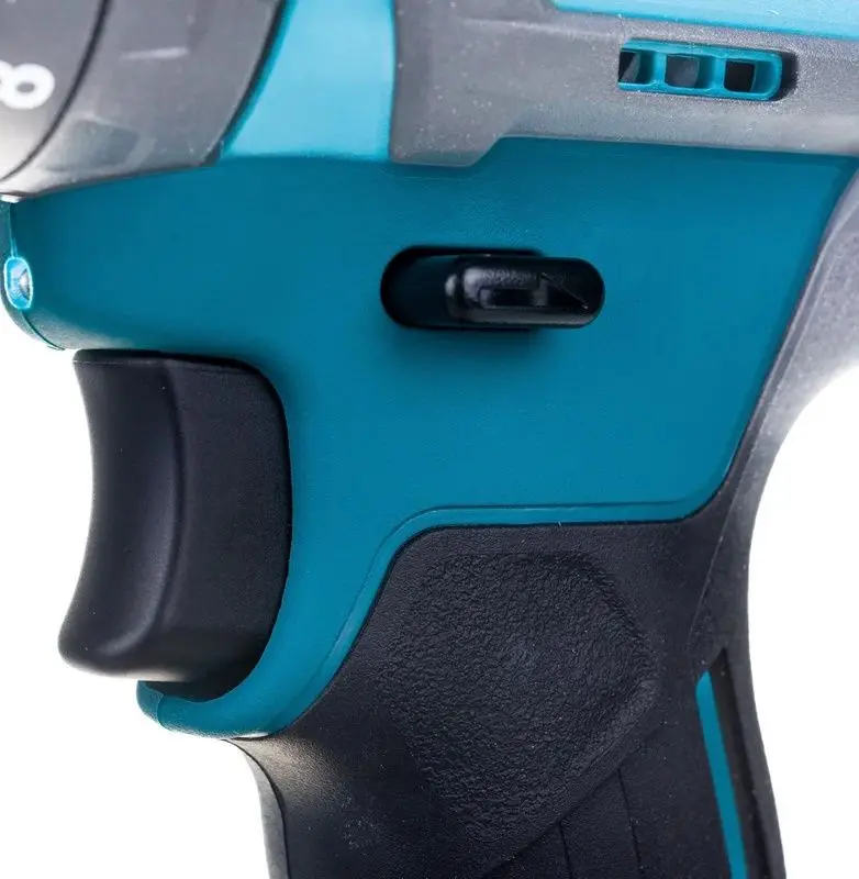 Masina de gaurit si insurubat cu impact si acumulator Makita HP333DWAE