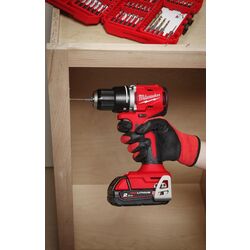Masina de gaurit si insurubat cu acumulator Milwaukee M18 BLDDRC-202C Thumb