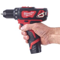 Дрель-шуруповерт аккумуляторная Milwaukee M12 BDD-201C Thumb