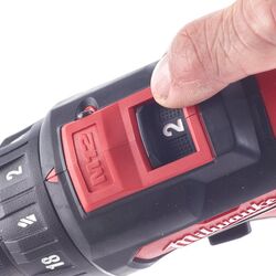 Дрель-шуруповерт аккумуляторная Milwaukee M12 BDD-201C Thumb