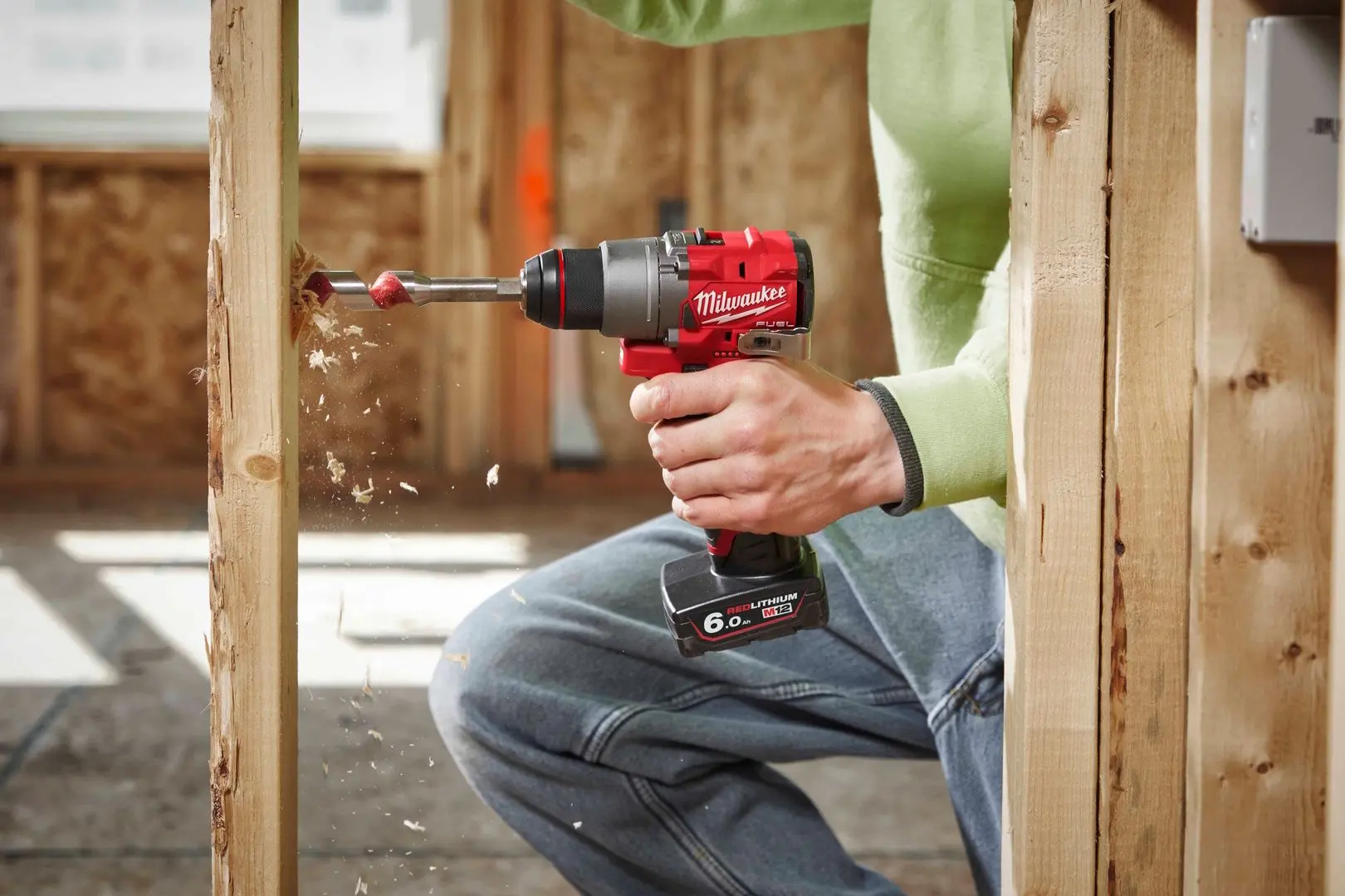 Дрель-шуруповерт аккумуляторная Milwaukee M12 FDD2-202X