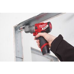 Дрель-шуруповерт аккумуляторная Milwaukee M12 FPDX-0 Thumb