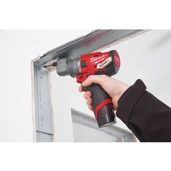 Masina de gaurit si insurubat cu acumulator Milwaukee M12 FPDXKIT-202X Thumb
