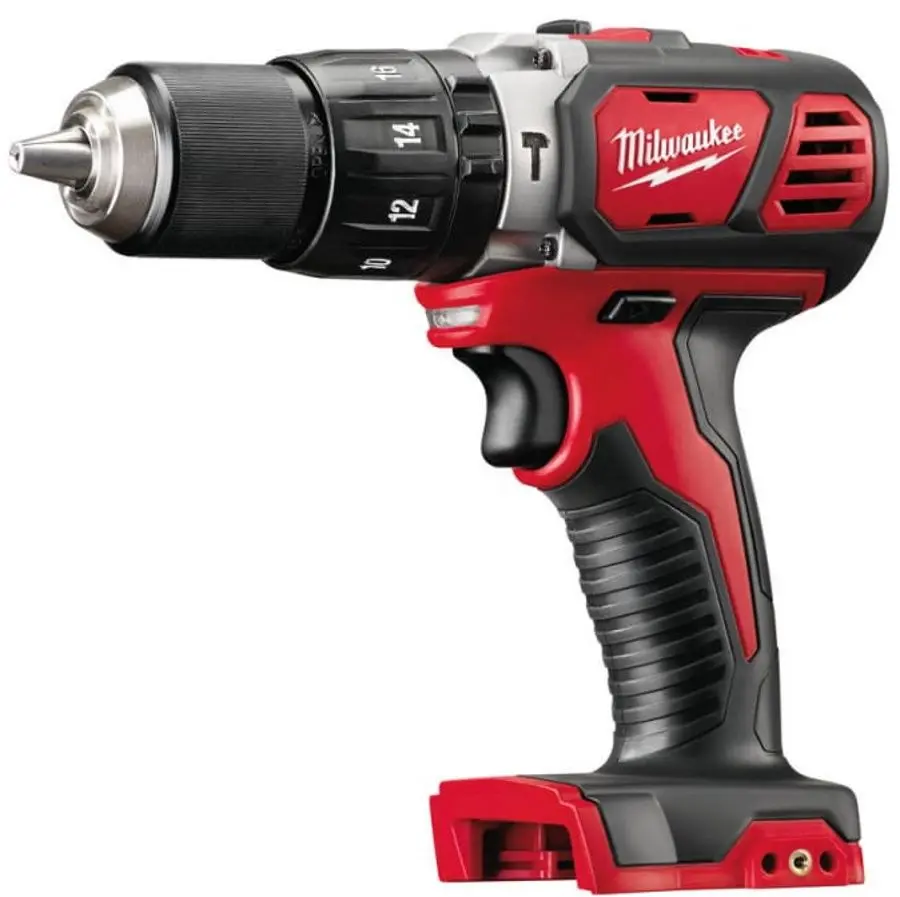 Дрель-шуруповерт аккумуляторная Milwaukee M18 BPD-0
