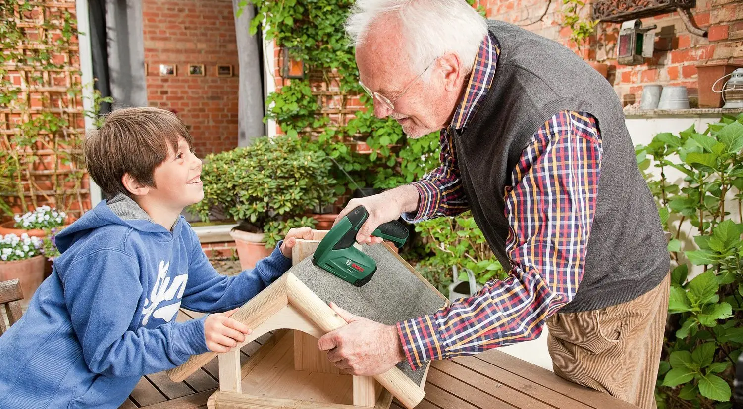 Аккумуляторный степлер Bosch PTK 3.6 LI