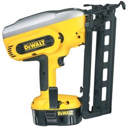 Аккумуляторный гвоздезабивной пистолет Dewalt DC618KB Set Thumb