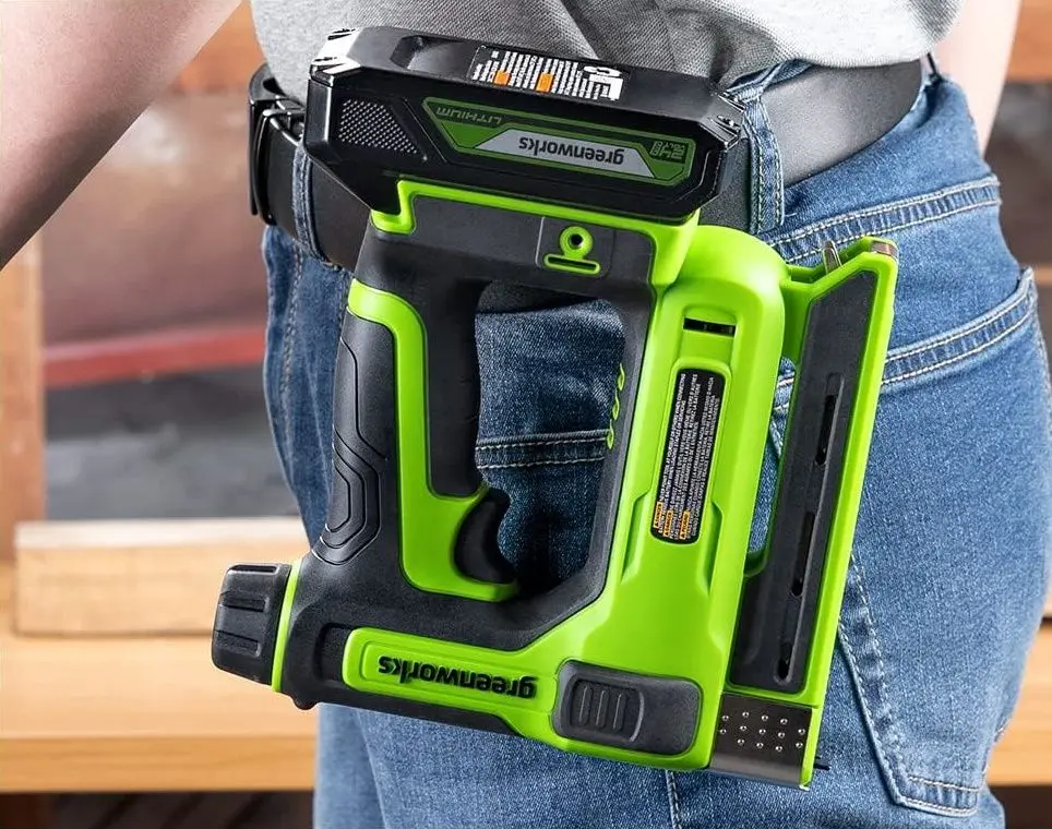 Аккумуляторный степлер GreenWorks GD24BN Solo