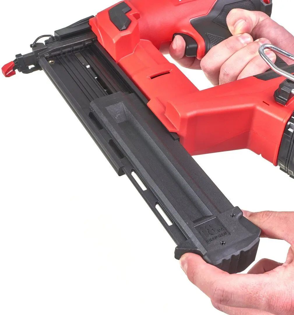 Аккумуляторный степлер Milwaukee M18 FN18GS-0X Solo