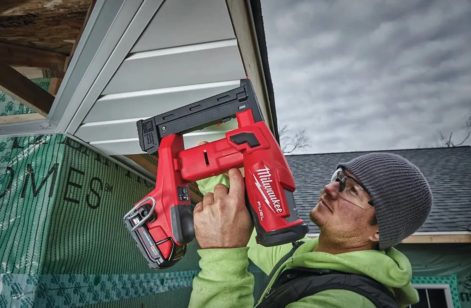 Степлер аккумуляторный Milwaukee M18 FNCS18GS-0X