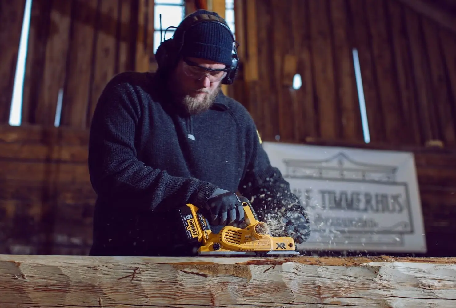 Rindea electrică Dewalt DCP580NT