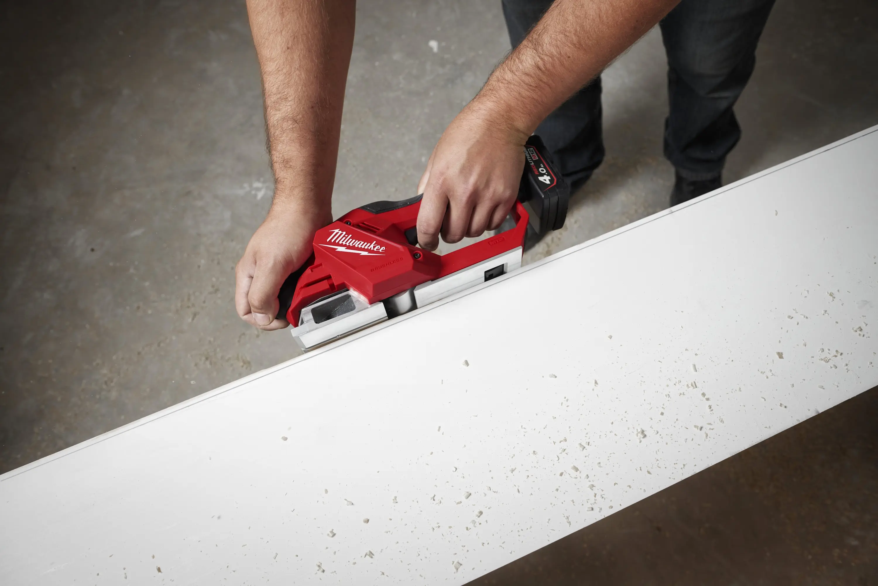 Рубанок аккумуляторный Milwaukee M12BLP-0X (4933492850) - 6