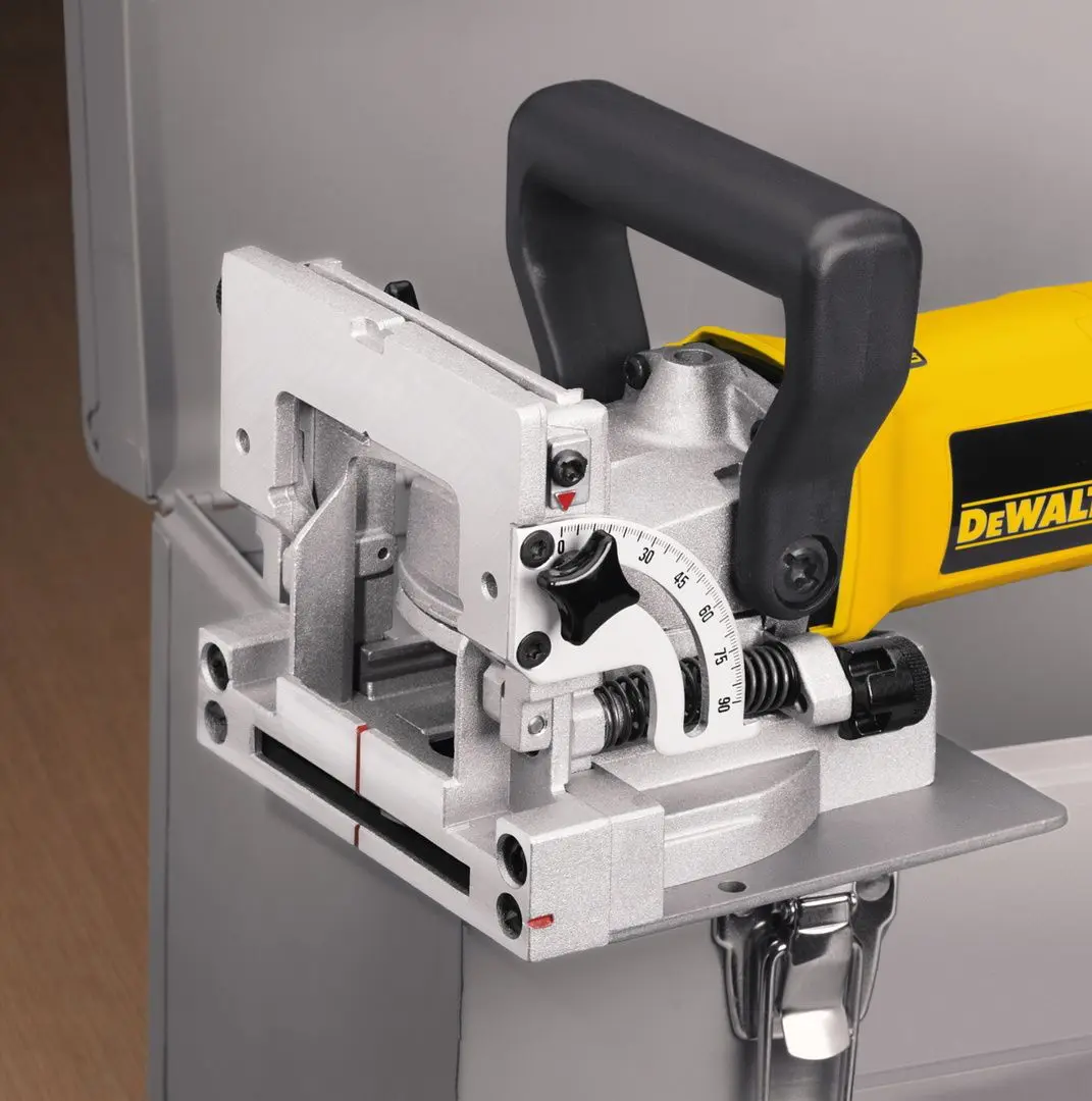 Masina de frezat lamelara Dewalt DW682K-QS