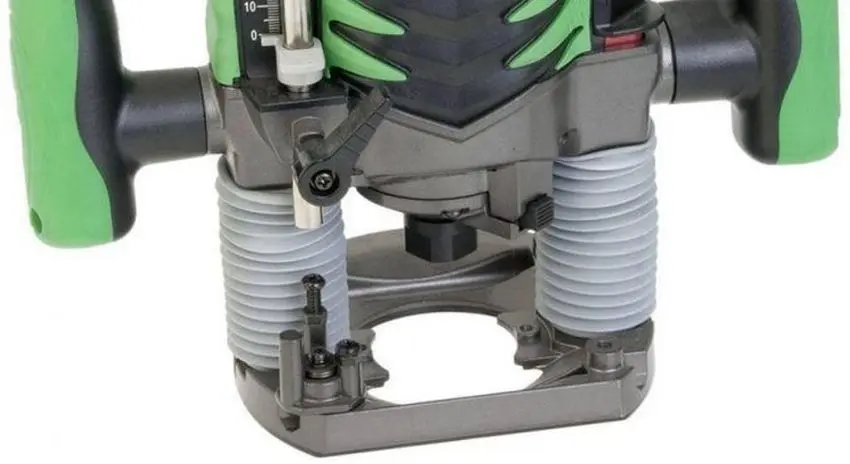 Masina de frezat Hitachi M8V2-NSZ