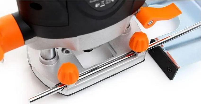 Masina de frezat Kraft&Dele Professional KD1683