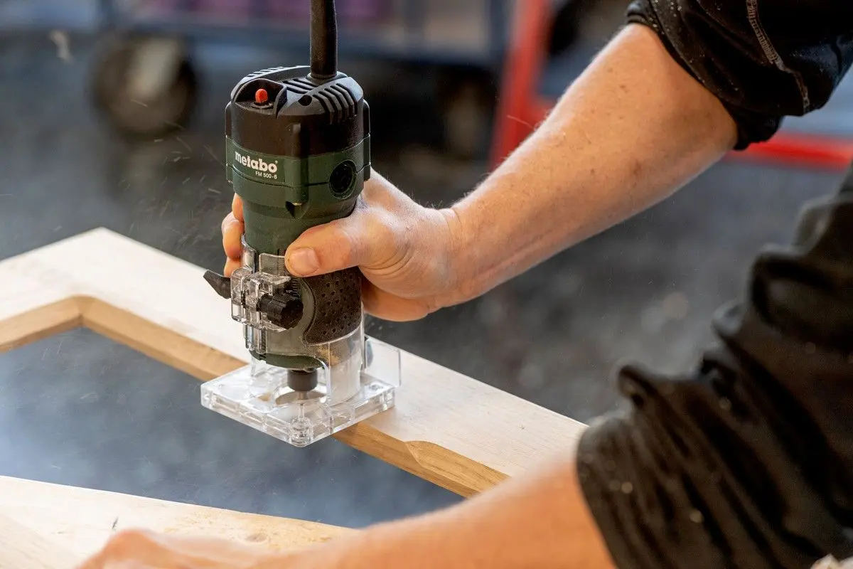 Mașină de frezat Metabo FM 500-6 (Green/Black)