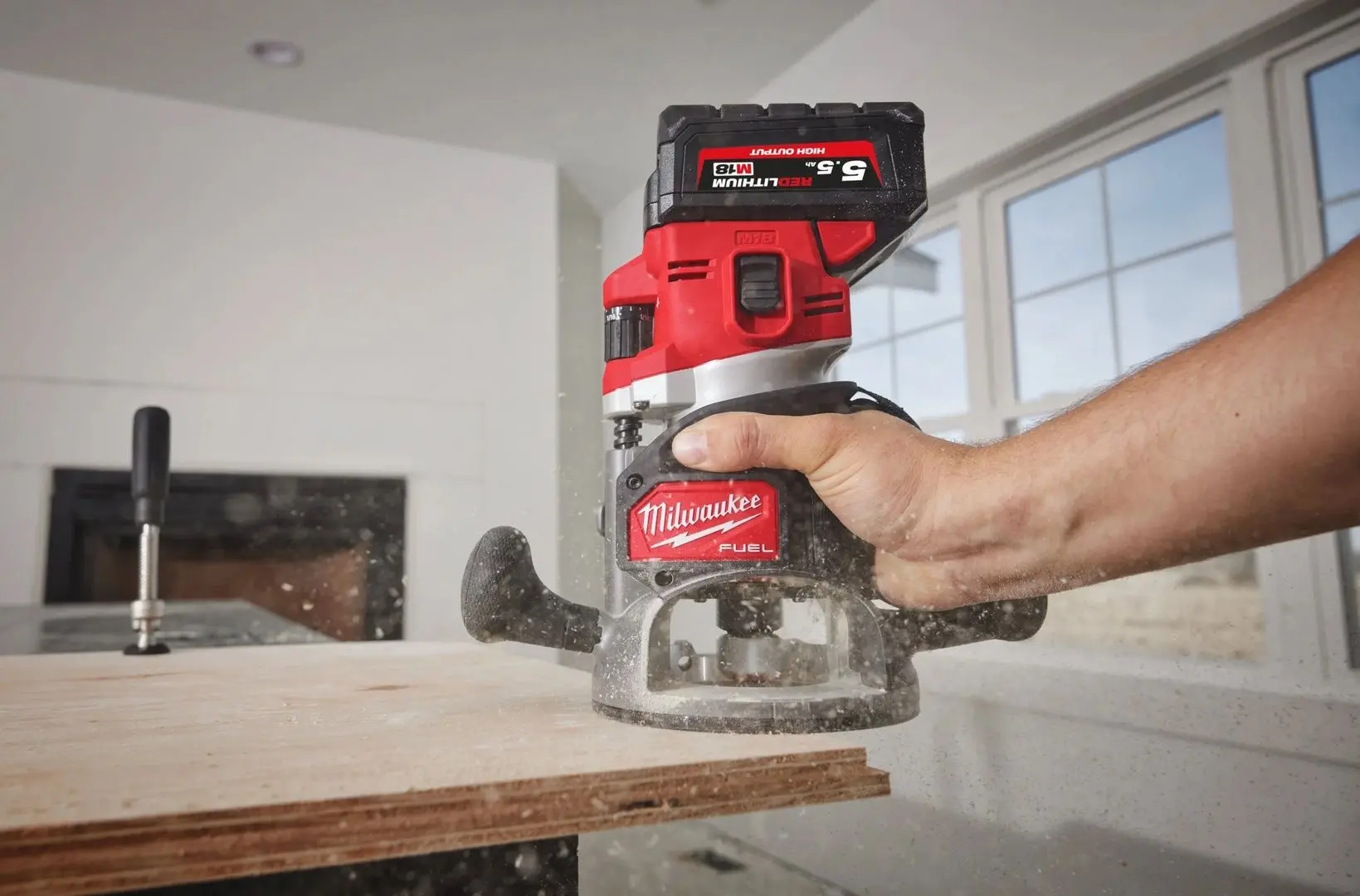 Фрезер Milwaukee M18 FR12KIT-0P