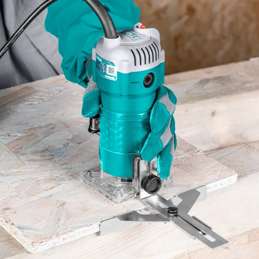 Masina de frezat Total TLT6001