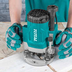 Masina de frezat Total TR111226 Thumb