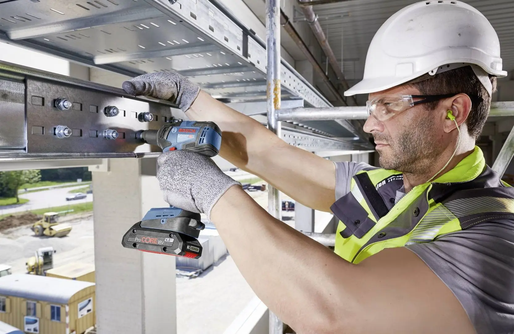 Masina de insurubat cu impact Bosch GDX 18V-200 С + Akku GBA 18V 5Ahx2 + GAL 1880 CV + L-Boxx