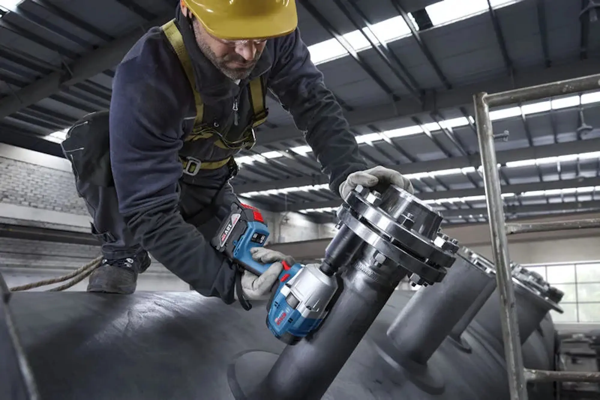 Masina de insurubat cu acumulator Bosch GDS 18V-780 Solo (06019P4000)