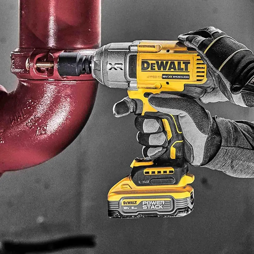 Masina de insurubat cu impact si acumulator Dewalt DCF900P2T-QW 2x5.0Ah
