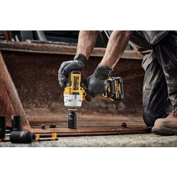 Аккумуляторный ударный гайковерт DeWALT DCF961N Solo Thumb