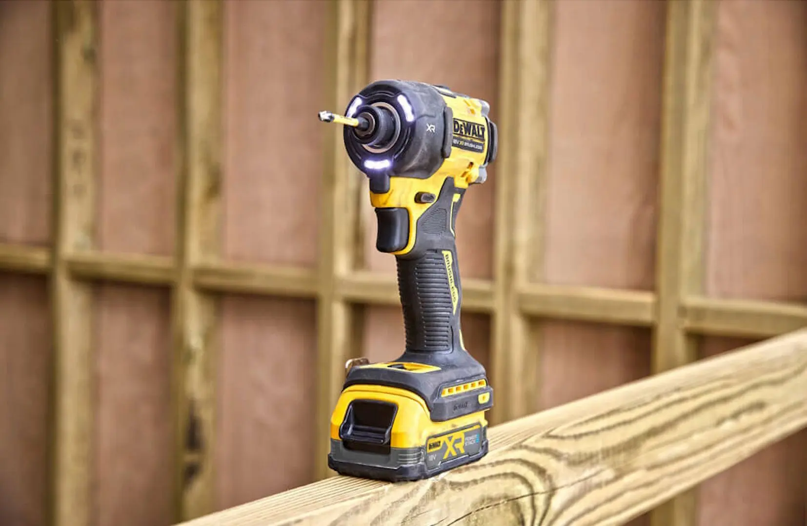 Masina de insurubat cu acumulator Dewalt DCF870NT