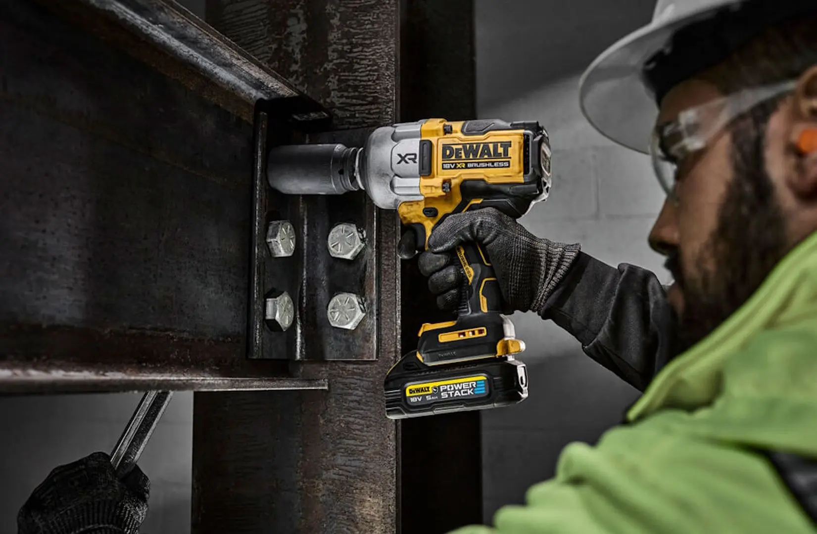 Masina de insurubat cu acumulator Dewalt DCF964NT