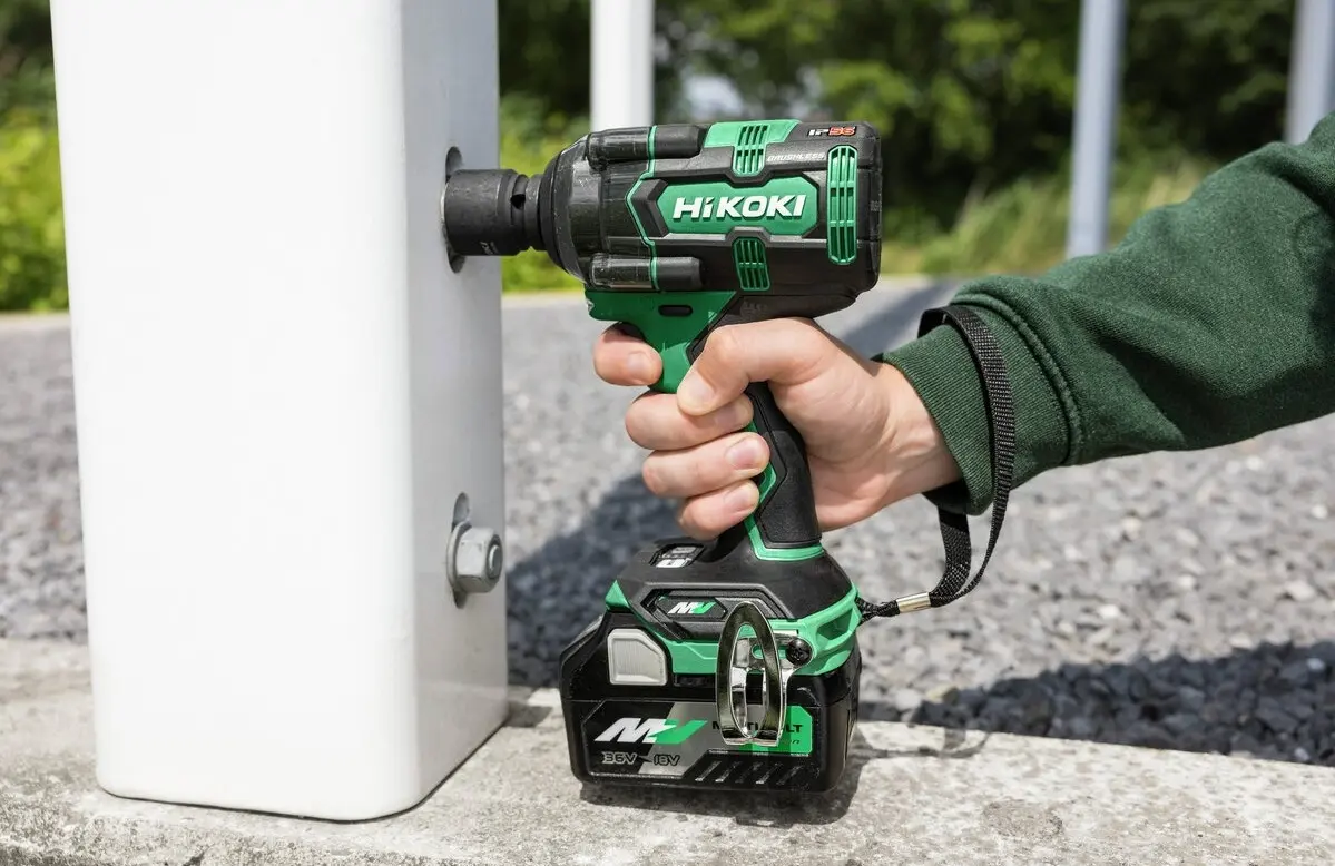 Masina de insurubat cu impact si acumulator Hikoki WR36DHWRZ 2x2.5Ah