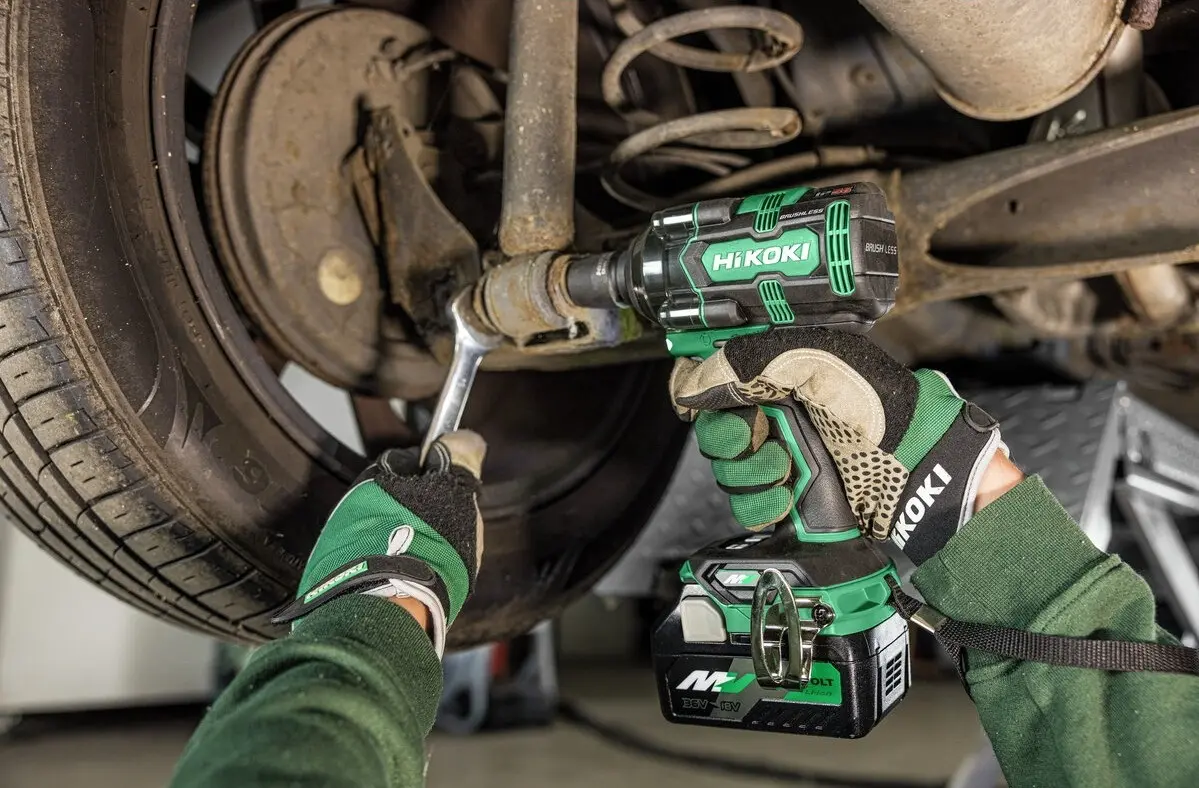 Masina de insurubat cu impact si acumulator Hikoki WR36DHWRZ 2x2.5Ah