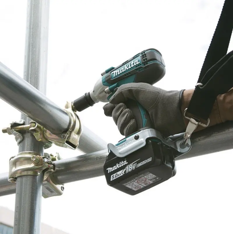 Masina de insurubat cu acumulator Makita DTW190Z