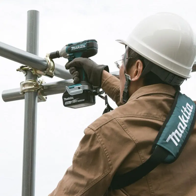 Masina de insurubat cu acumulator Makita DTW190Z