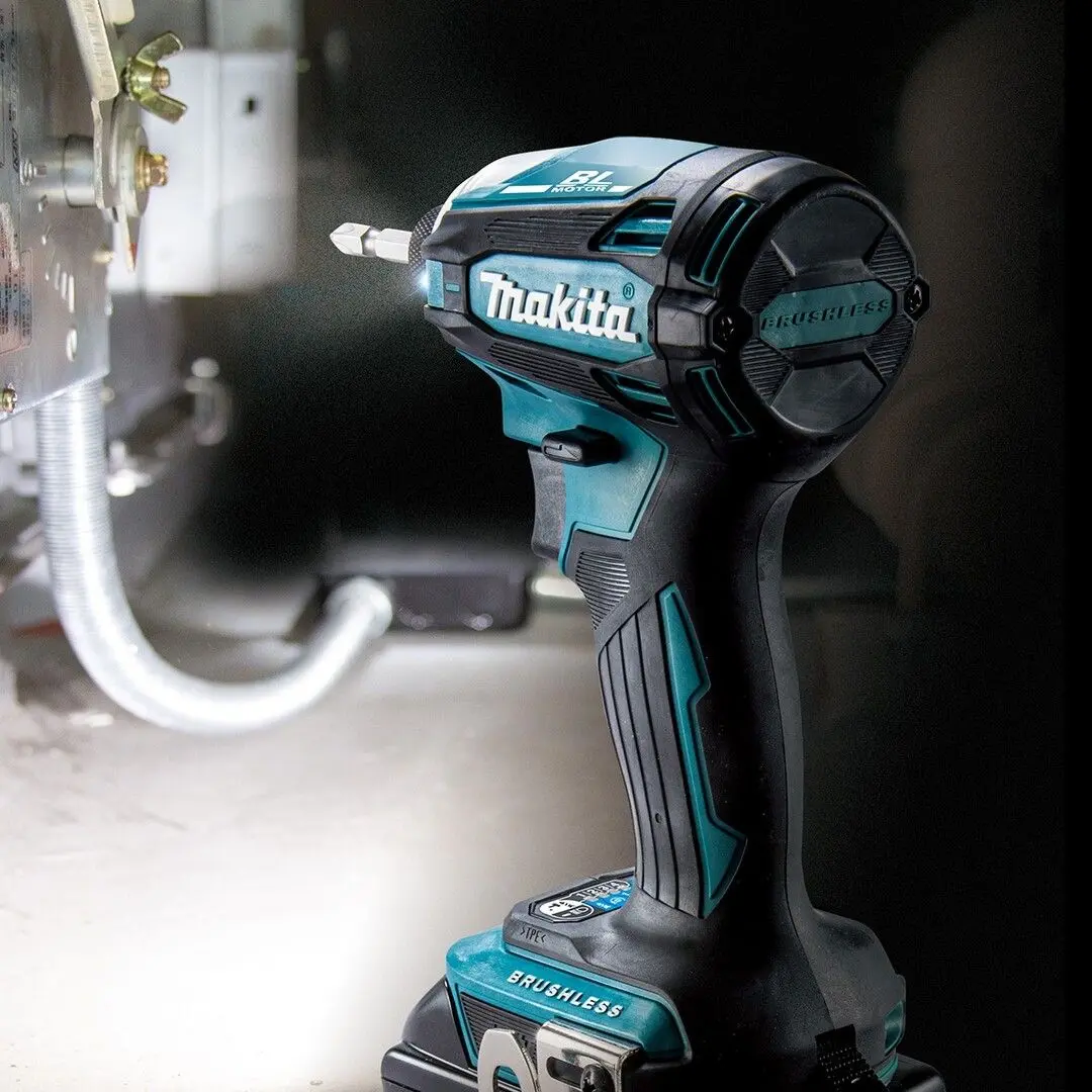 Аккумуляторный ударный шуруповерт Makita DTD172Z