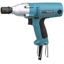 Masina de insurubat cu impact Makita 6953