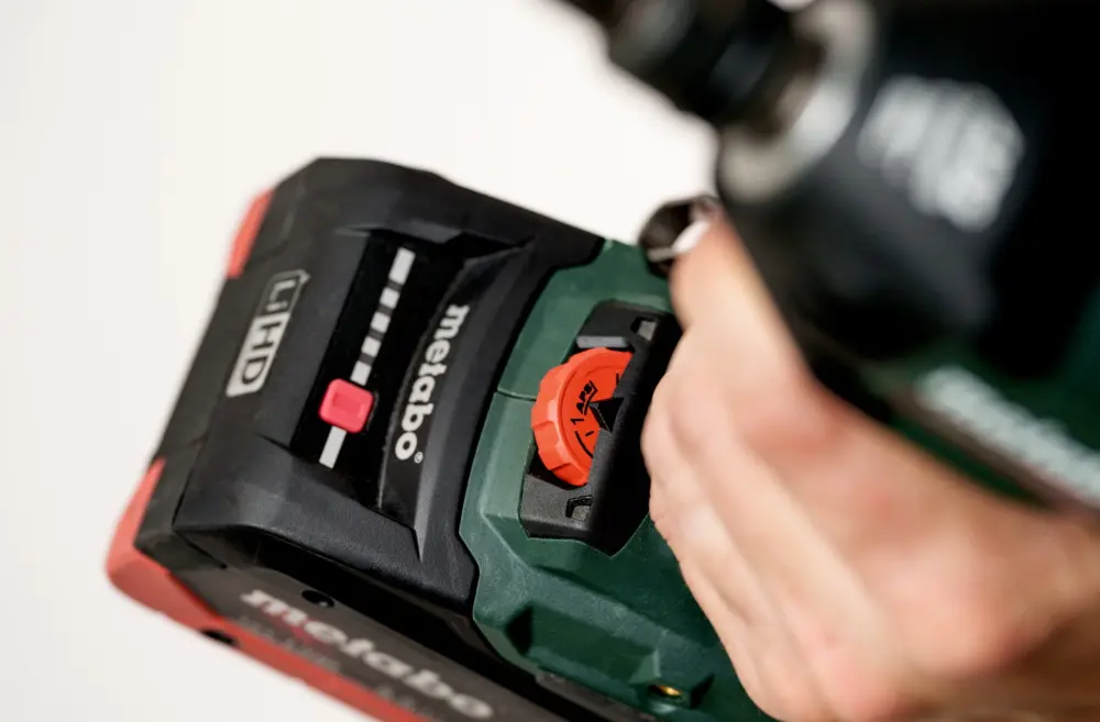 Гайковерт аккумуляторный Metabo SSW 18 LTX 550 BL (602404840) - 2
