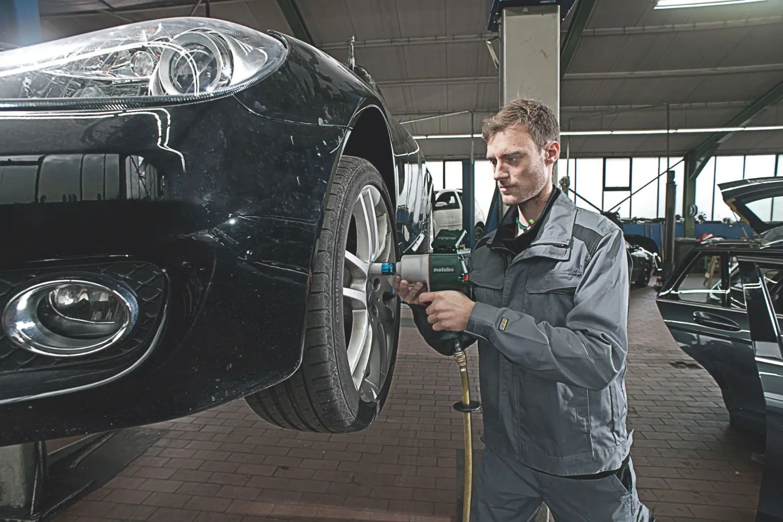 Masina de insurubat cu impact Metabo DSSW 930-1/2