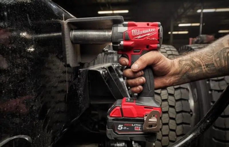 Masina de insurubat cu impact si acumulator Milwaukee M18 FIW2F38-0X Solo
