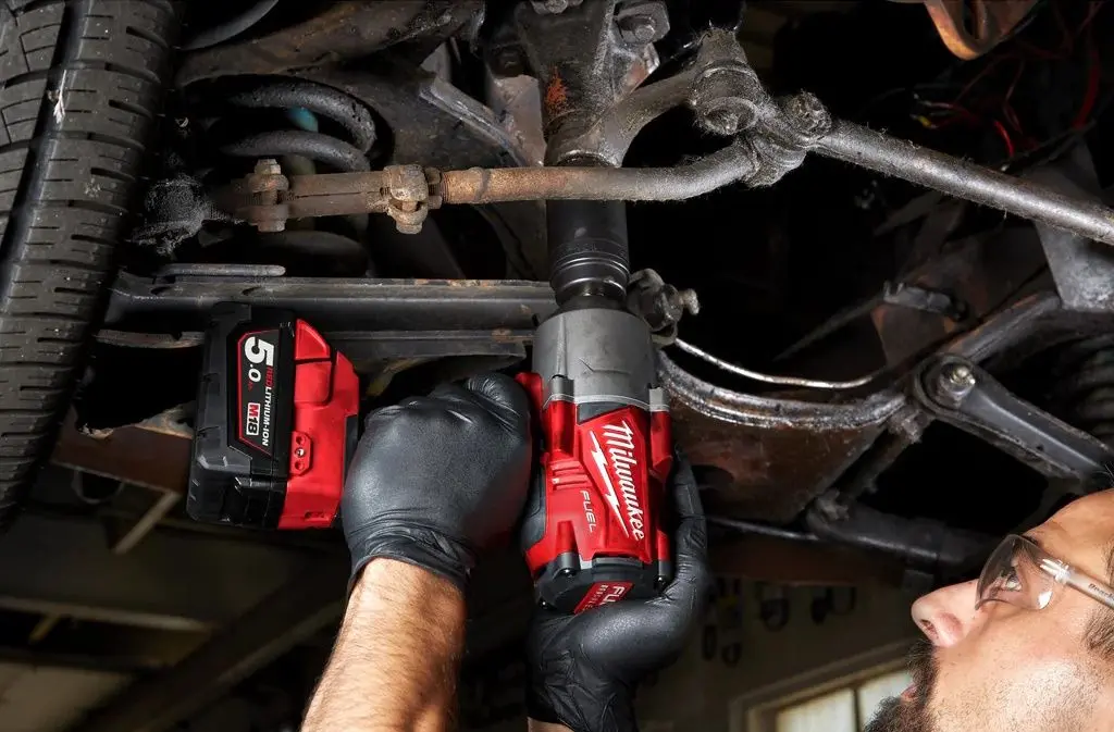 Masina de insurubat cu impact si acumulator Milwaukee M18 Fuel FHIWF12-0X Solo