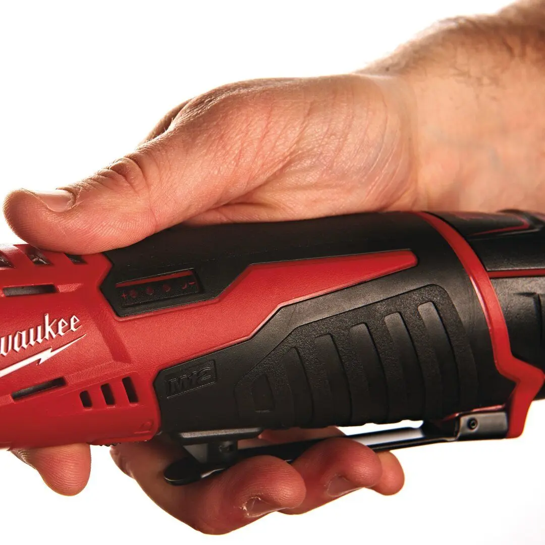 Masina de insurubat cu acumulator Milwaukee M12 IR-201B 1/4
