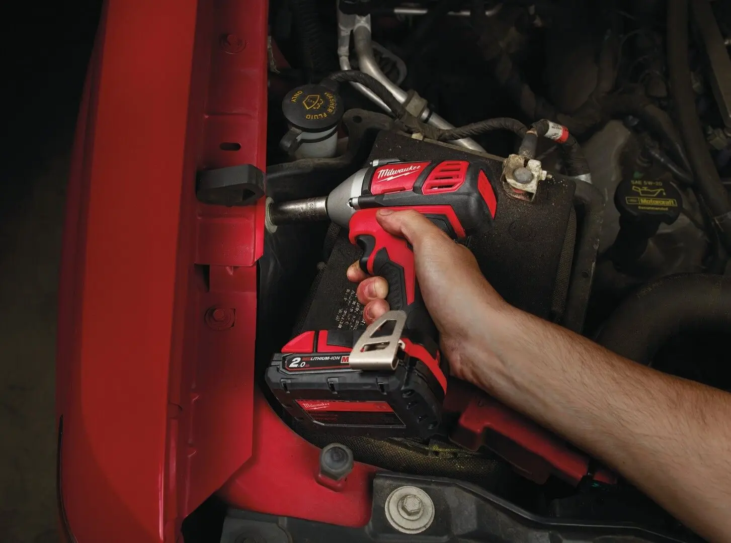 Masina de insurubat cu acumulator Milwaukee M18 BIW38-0