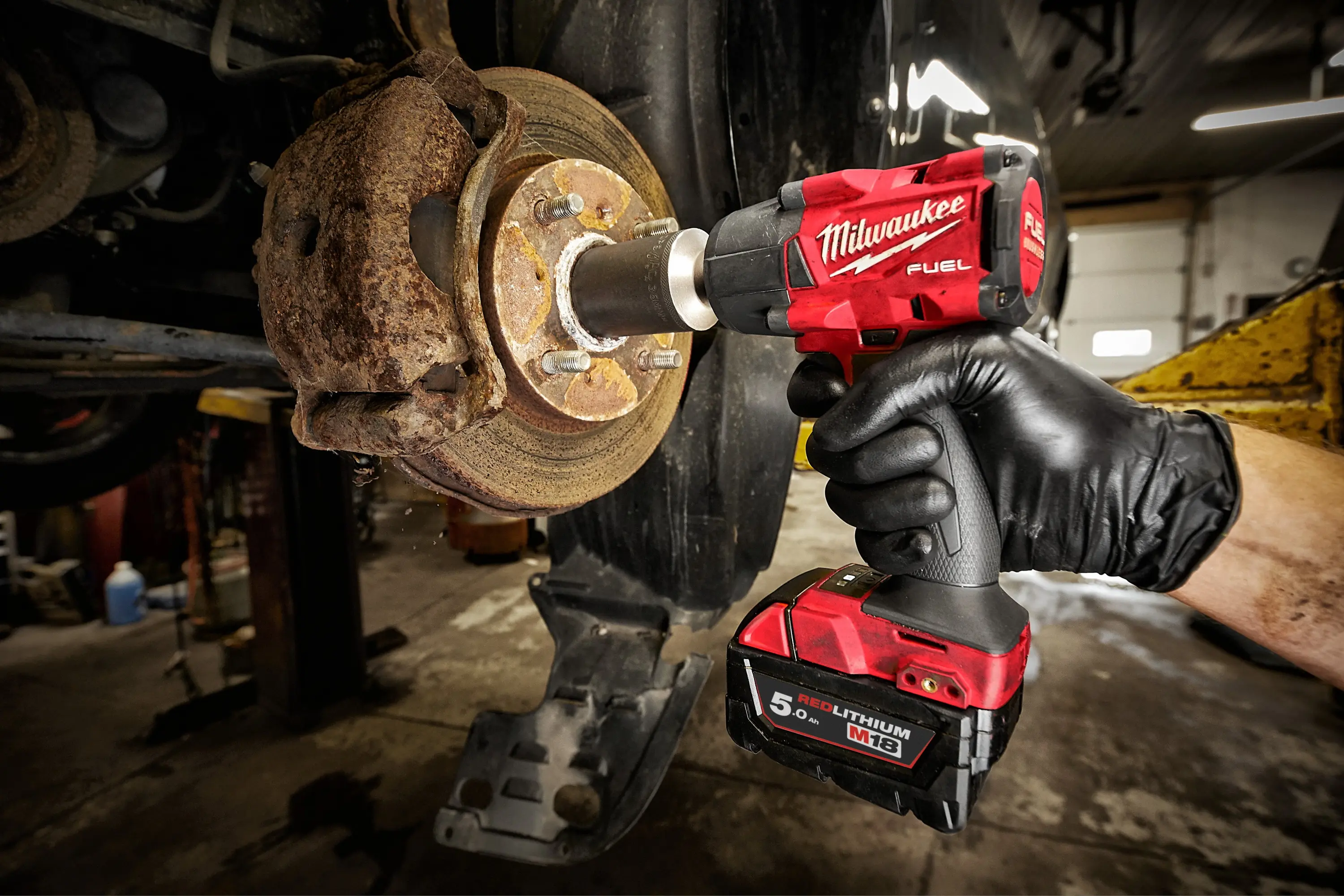 Гайковерт аккумуляторный Milwaukee M18 FMTIW2F12-502X (4933478450) - 5