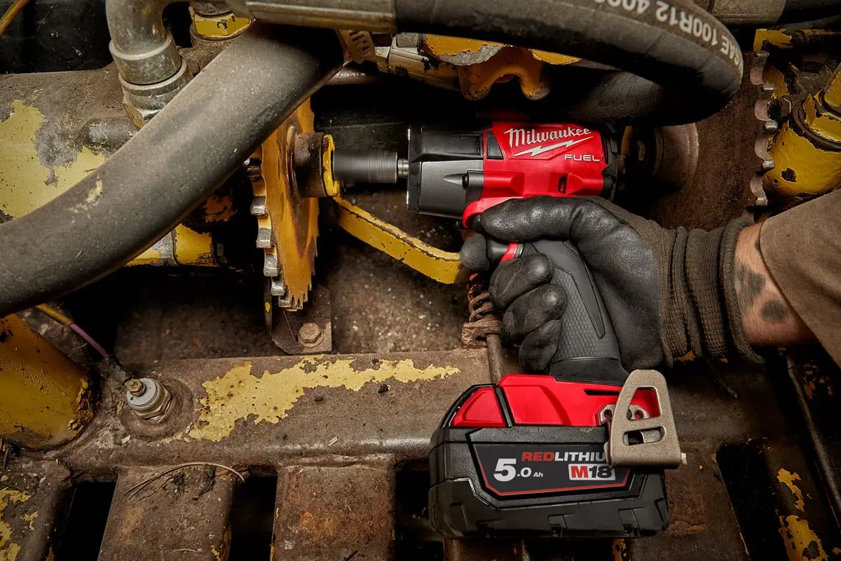 Гайковерт аккумуляторный Milwaukee M18 Fuel FMTIW2F12-0X