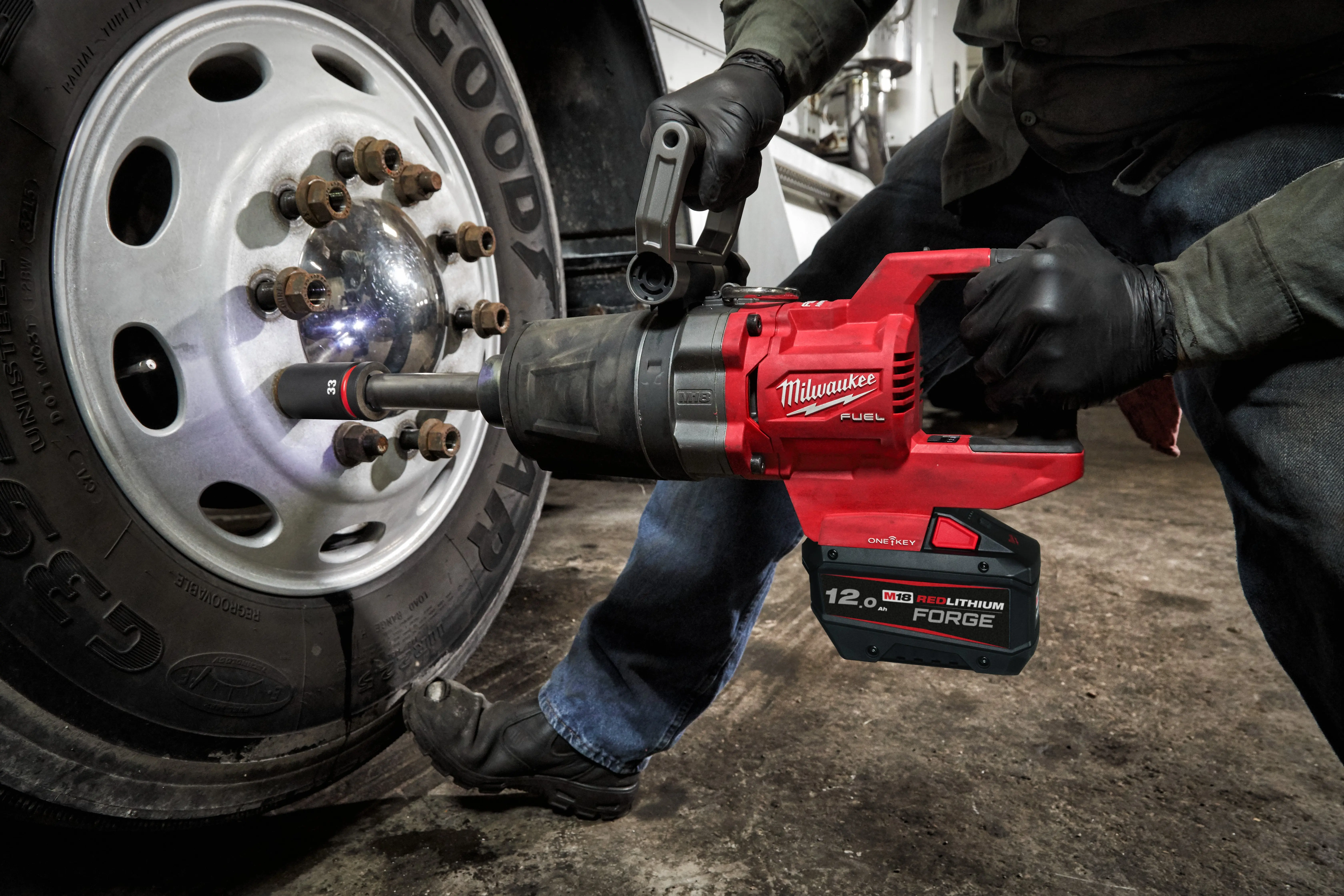 Гайковерт аккумуляторный Milwaukee M18 ONEFHIWF1D-121C (4933499251) - 5