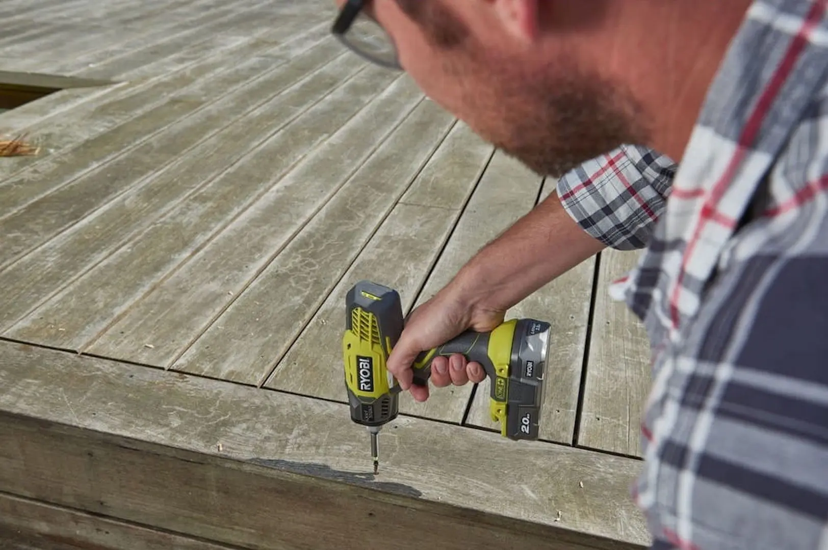 Masina de incurubat cu acumulator Ryobi One+ R18QS-0